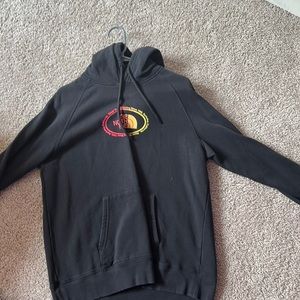 Women’s large north face hoodie
